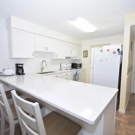Blaire Isle 101N Condo